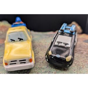 AAA Tow Truck & SUV Salt and Pepper Shakers • Ceramic • Travel Theme • Vintage